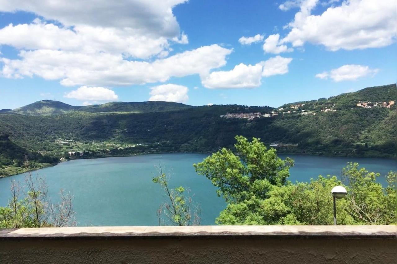 Ferienwohnung Relax Sul Lago Genzano di Roma Exterior foto