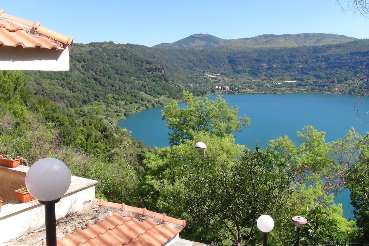 Ferienwohnung Relax Sul Lago Genzano di Roma Exterior foto